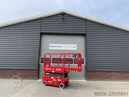 MAGNI ES0807 AC schaarhoogwerker NIEUW €165 LEASE