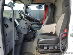 Renault D P4x2 - 13-BVR-4 - BAKWAGEN - TREKHAAK - 12 TO...