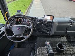 SCANIA P320 LOW ENTRY 6X2*4 HIAB
