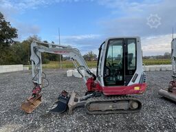 Takeuchi TB 228