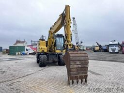 Komatsu PW 160-11 Straßenzulassung + Anhängerkupplung