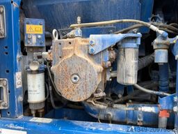 KOMATSU PC210LC-8 Oilquick 2x Schaufeln