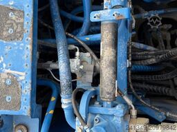 KOMATSU PC210LC-8 Oilquick 2x Schaufeln