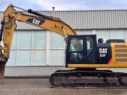 CAT 323 F L      2017