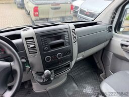 MERCEDES-BENZ Sprinter 214 CDI Pritsche DoKa Klima 6 Sitze AHK