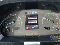 MERCEDES-BENZ Tourismo RHD, 55 Sitze, Euro 6