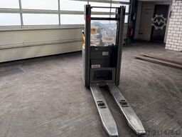 Jungheinrich ERC 214 KP Lithium