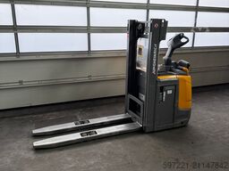 Jungheinrich ERC 214 KP Lithium