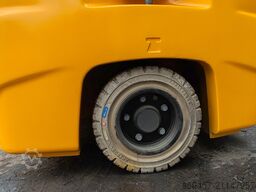 Jungheinrich EFG 213 LI ION 2022y/ 3.3m/ 6883h/ 4v