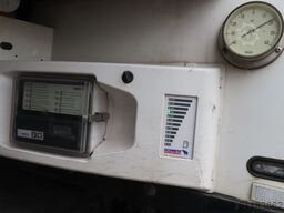 SCHMITZ CARGOBULL SKO 24 /L - 13.4  FP Cool