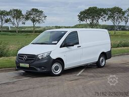 MERCEDES-BENZ VITO 111