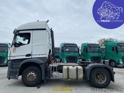 Mercedes-Benz Arocs 1943