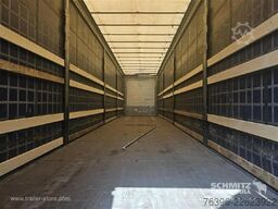 Schmitz Cargobull Semitrailer Curtainsider Mega