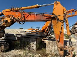 Fiat-Hitachi FH 300 T