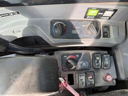 KUBOTA KX080-4 / ZSA / 3 x Löffel / VAH / Deutsch