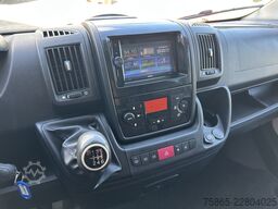 Peugeot Boxer 330 2.2 HDI L1H1 Premium / 204 dkm / 9 Se...
