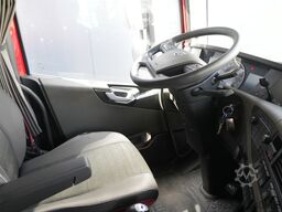 Volvo FH 420 ADR tractor unit