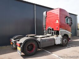 Volvo FH 420 ADR tractor unit
