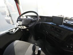 Volvo FH 420 ADR tractor unit