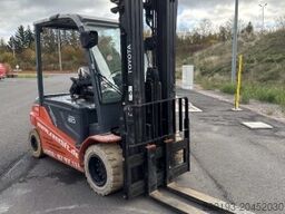 Toyota Traigo 80-8FBMT50 Elektro 4,99 t