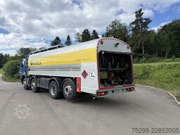 Volvo Trucks FM-420 8x2R 2-Kammer / Swiss-Vehicle