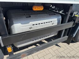 DAF CF320 FAN 6x2, Schmitz Frigobox, Carrier Supra ...