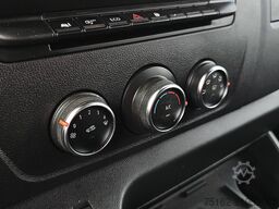 RENAULT MASTER 2.3 Dubbellucht !