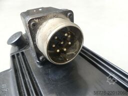 Indramat MAC090C-0-KG-2LF/130-A-0 / S003 Servomotor 245122 SN: MAC090-69422