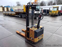 Caterpillar NS1400P 1400kg Stapelaar