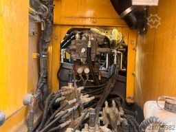 VOLVO EC 180 CL Bagger Bj 2010