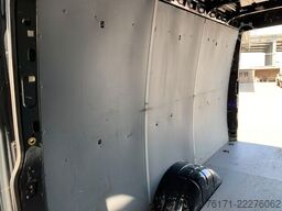 IVECO Daily 50C18HA8/P V 16m3 AUT LUFT NAVI AHK 3,5t