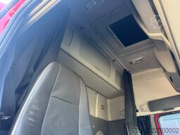 Volvo FM 330 / EEV / I-Shift / TUV: 10-2026 / NL Truck