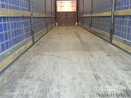 Schmitz Cargobull Semitrailer Curtainsider Standard Hayon