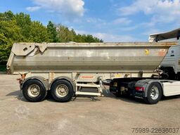 Fruehauf STEEL CHASSIS,  DUMPER!   Full spring!  TOP con...