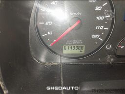 IVECO AD440S42 - 8X2 (2+2)AUSTERAS