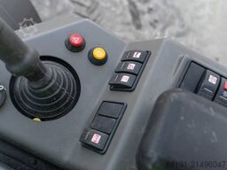 Ausa C 251 H x4
