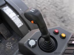 Ausa C 251 H x4