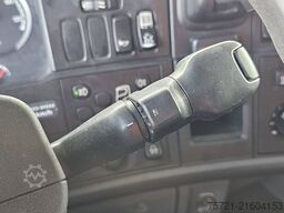 SCANIA R560 8X4 V8 RET. STEEL