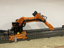 KUKA KR60L45-3 mit Linearachse KL1000
