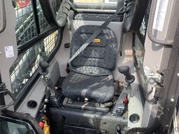 New Holland L328