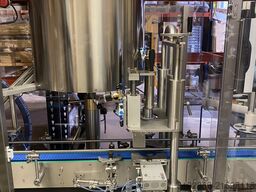 LOWA GmbH Abfüll- und Verschließsysteme Verschließmaschine WK12-17