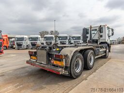 IVECO TRAKKER 410 - 121 499 KM