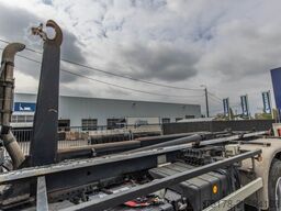 IVECO TRAKKER 410 - 121 499 KM