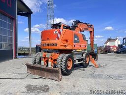 Liebherr A 918 Compact