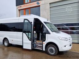 MERCEDES-BENZ 2 x 517 Lord Comfort XXL Lagerfahrzeug 23 SS