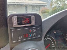 MERCEDES-BENZ 2 x 517 Lord Comfort XXL Lagerfahrzeug 23 SS