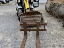 KRAMER 340 / 180 mit Gabel & Schaufel