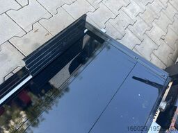 Abrollcontainer mit Bordwänden