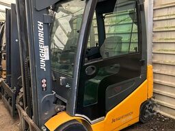 Jungheinrich EFG 425ks