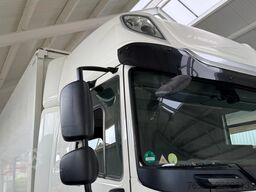 DAF CF 320 CF320.18    4 tons laadklep. 1 KANT SCHU...